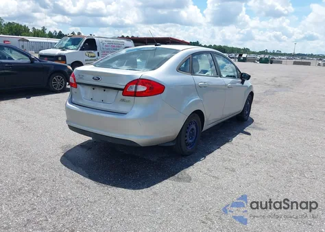 2013 Ford Fiesta Se из США, поврежденный, VIN 3FADP4BJ6DM162203